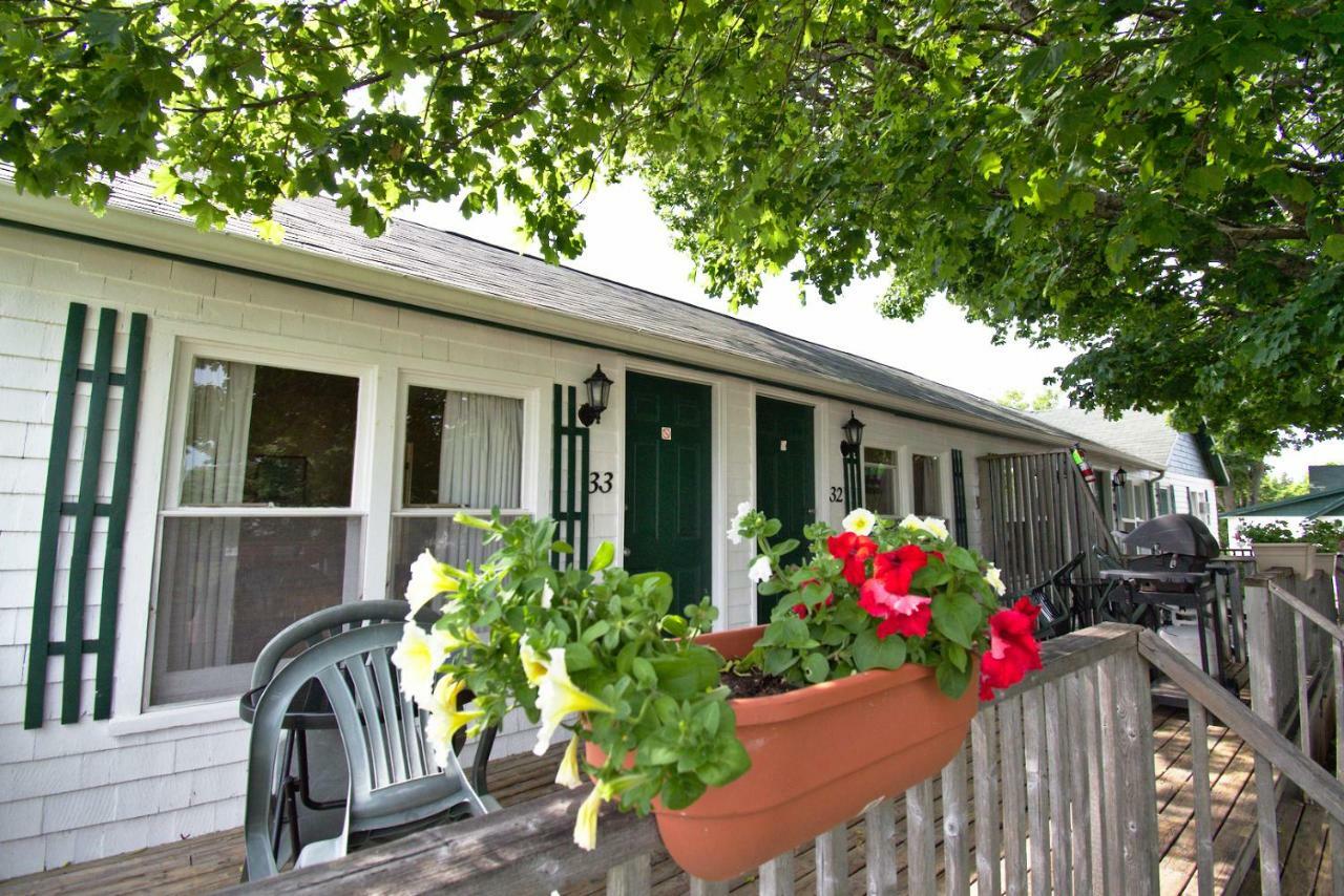 Lakeview Lodge And Cottages キャベンディッシュ エクステリア 写真